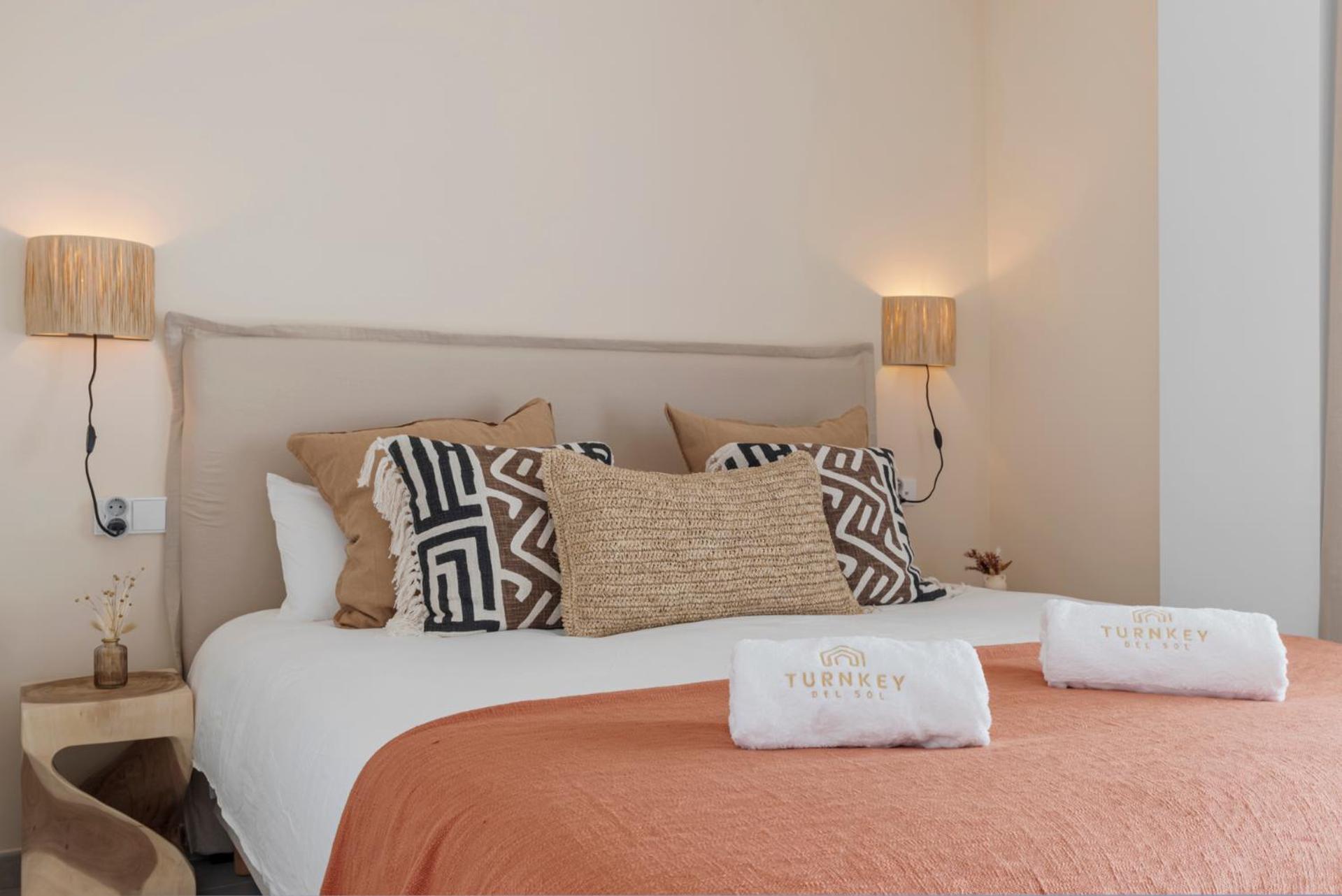 Stylish 3-bed With Sea & Pool Views