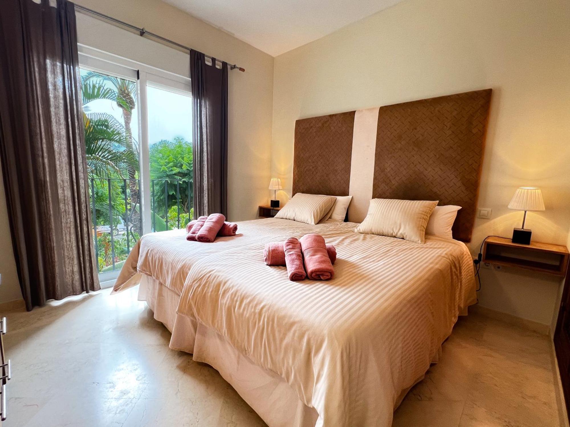 Apartment Costalita F - Beachside *