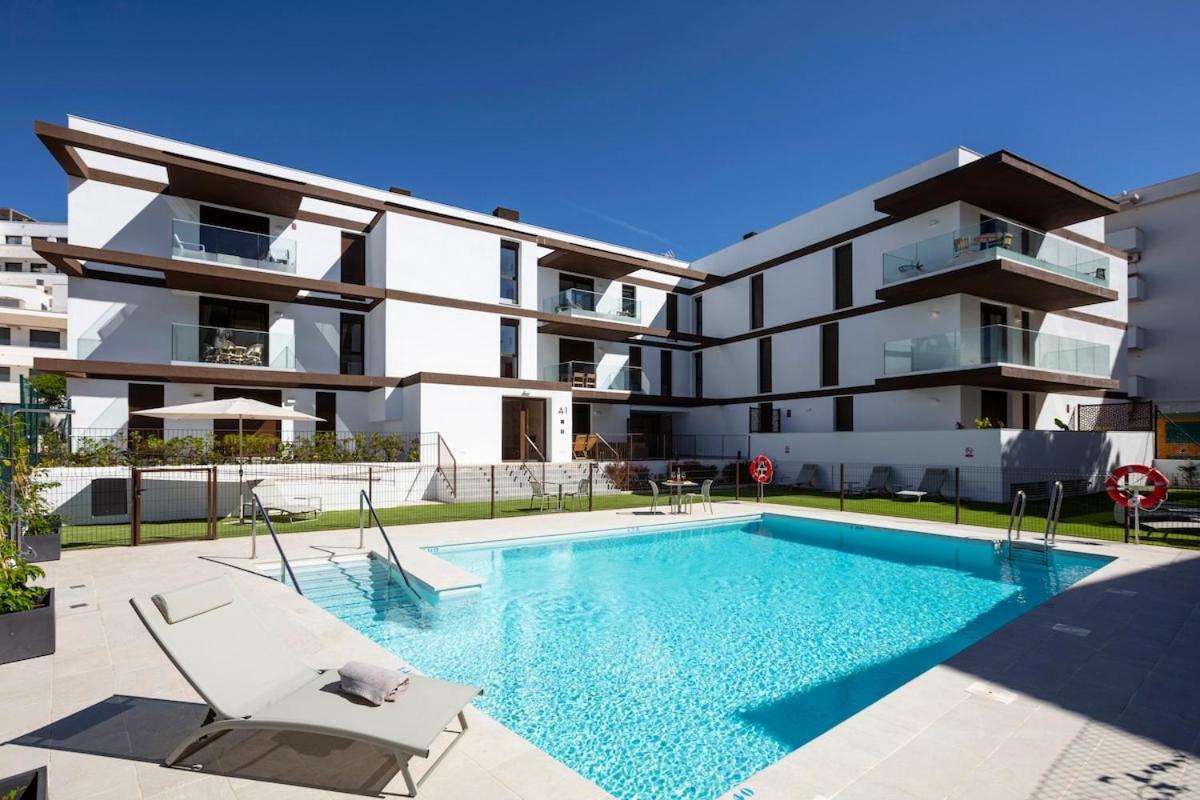 Apartamento Modern 4-person With Pool & Indoor Parking *