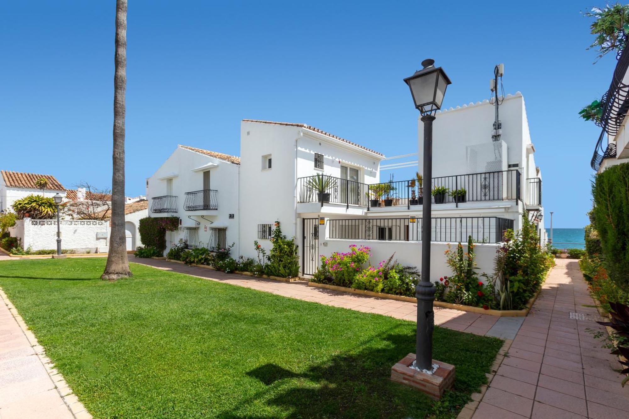 First Row Villa Estepona