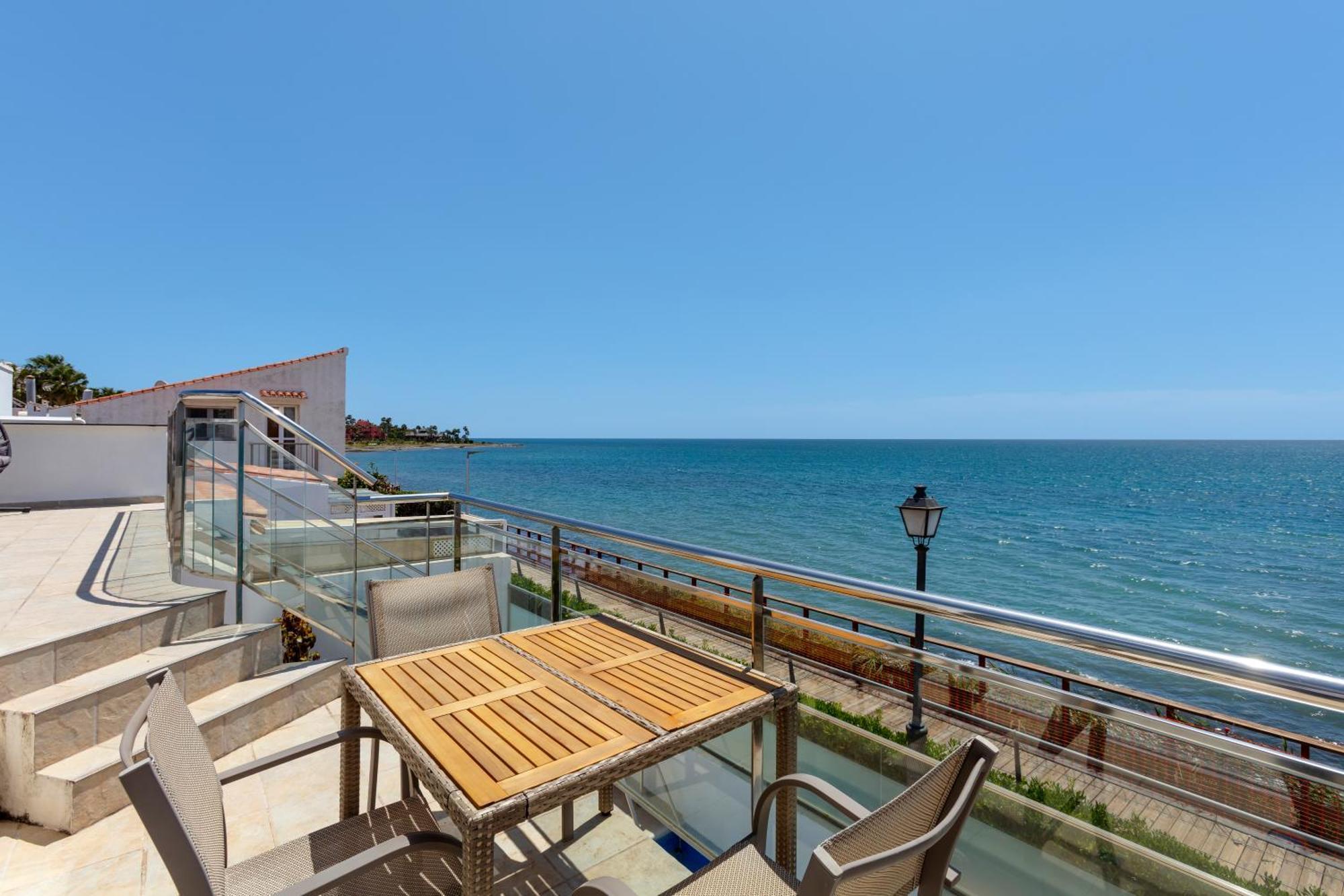 First Row Villa