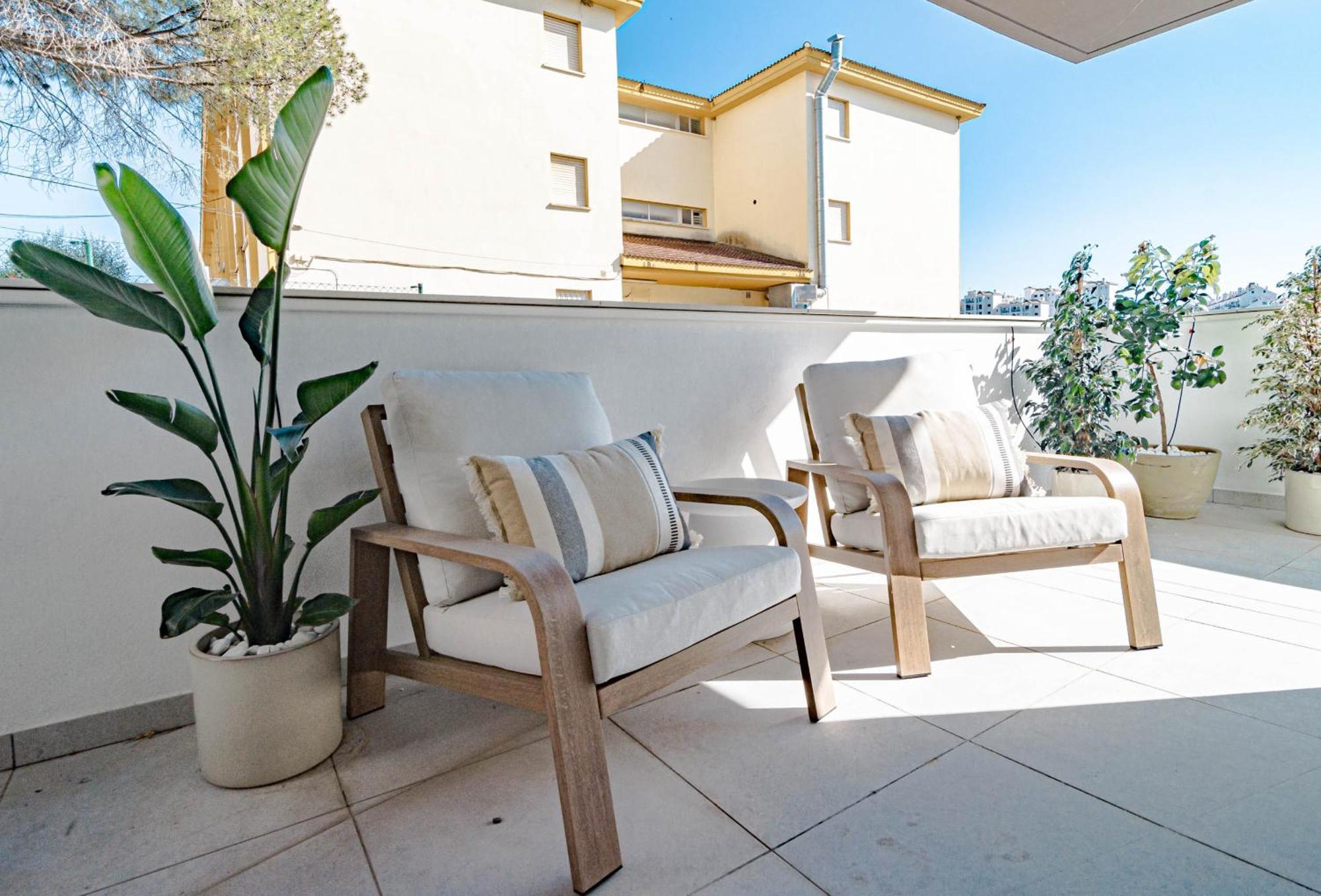 Lmea20a - Luxury - Pool View & Walk To Apartment