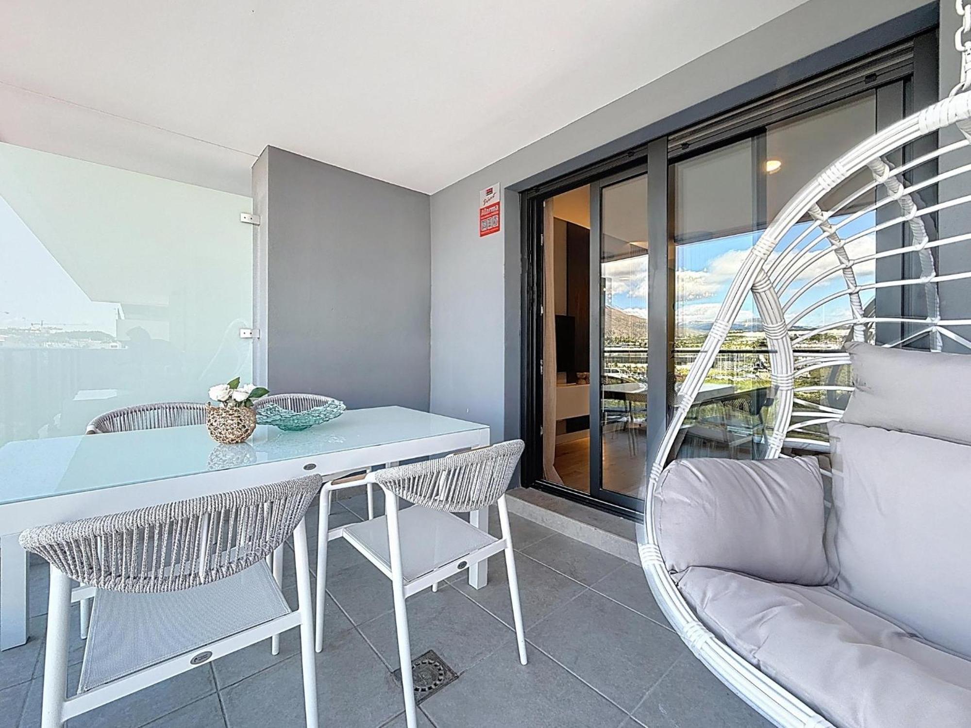 Hanami Luxury Connecta Apartment Estepona