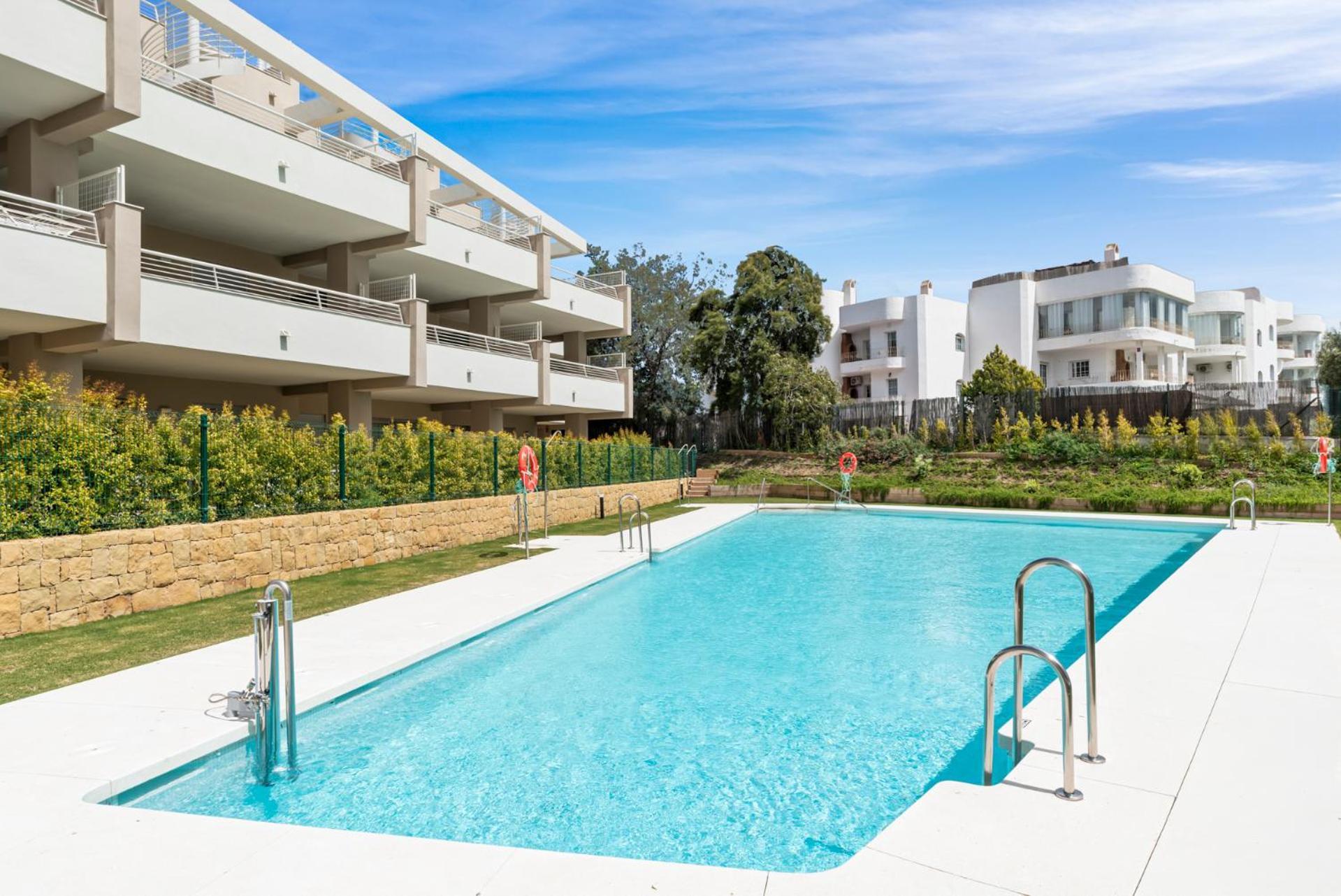 Royal Penthouse Sunny Golf Appartement