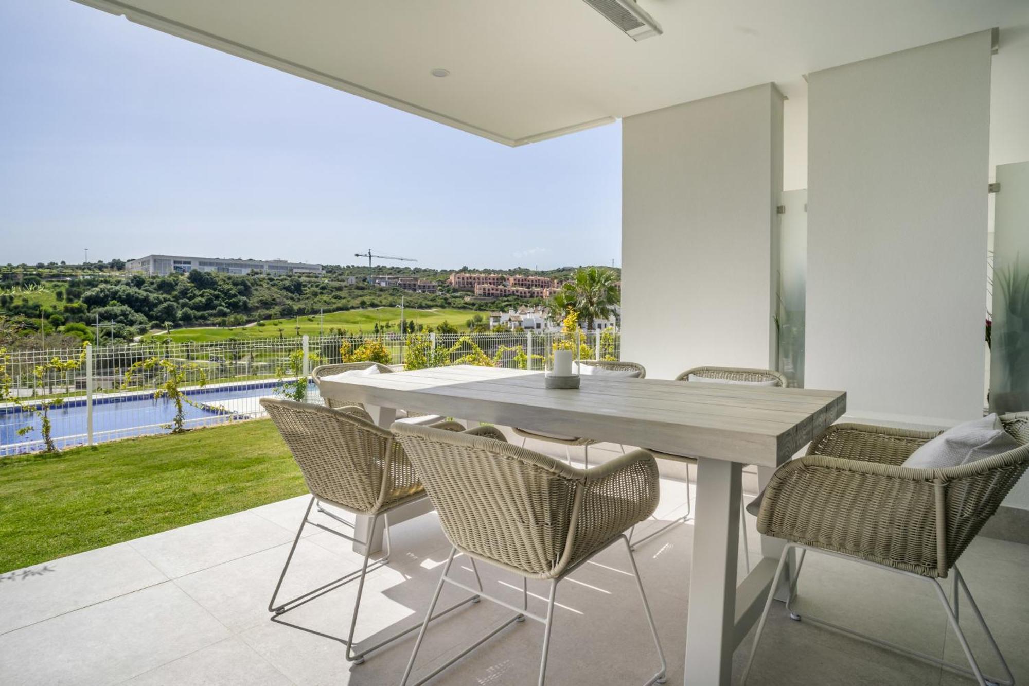 Fabuloso Con Jardin Privado Y Jacuzzi Estepona