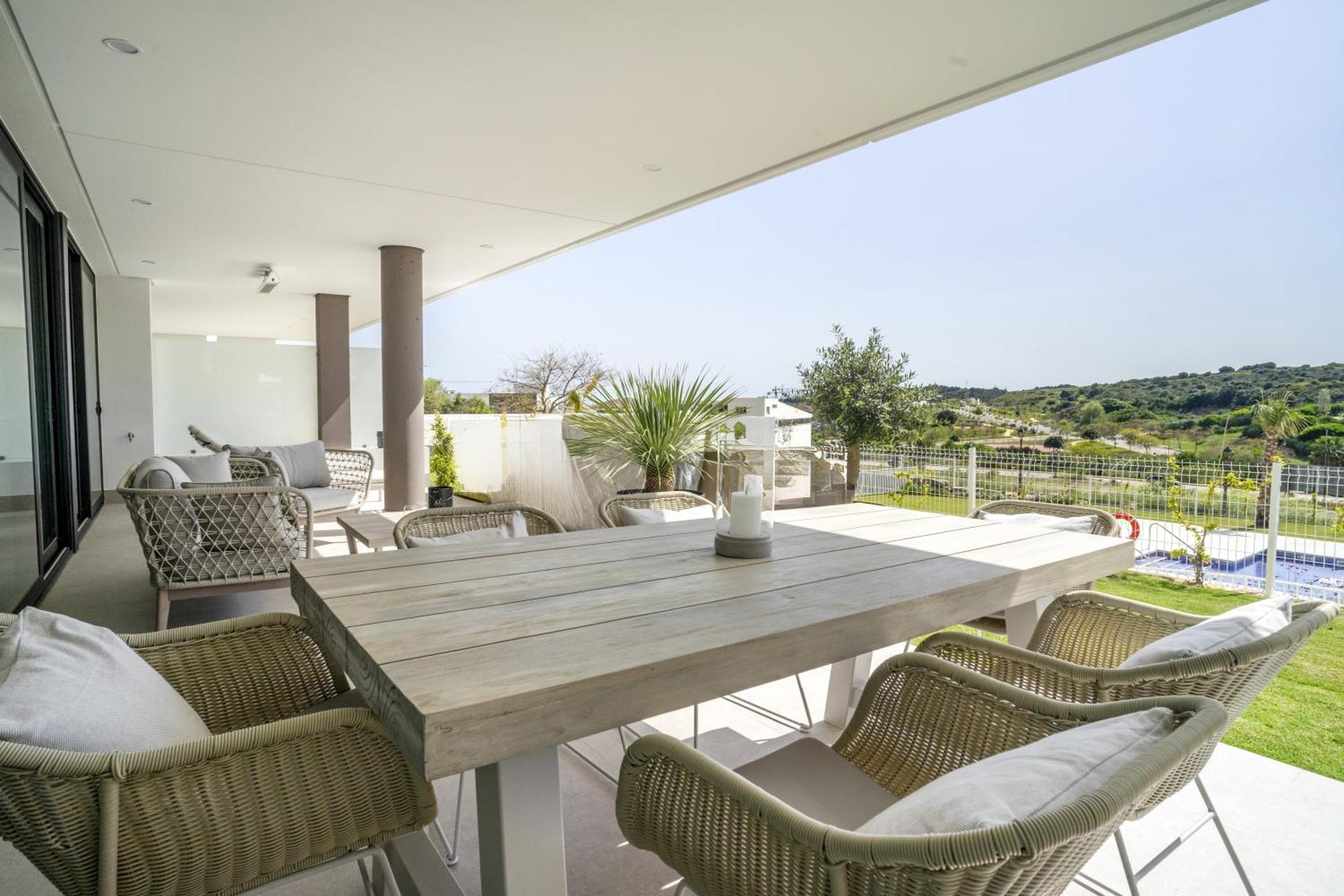 Apartment Fabuloso Con Jardin Privado Y Jacuzzi Estepona