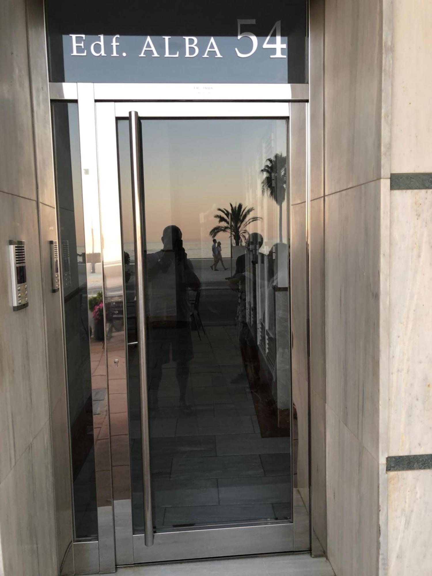 Apartment 3br Frontline La Rada Estepona