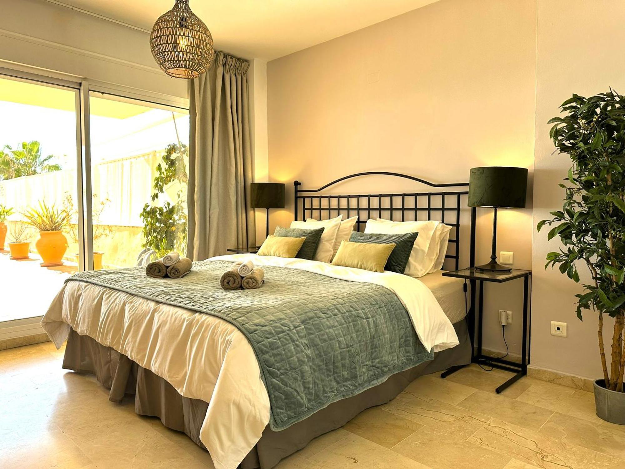 Bermuda Apartment