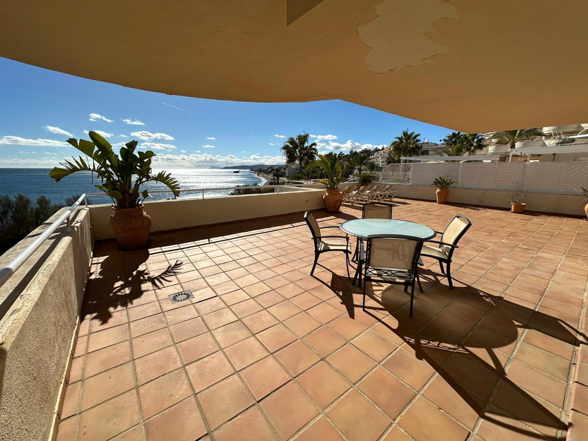 Bermuda Apartment Estepona