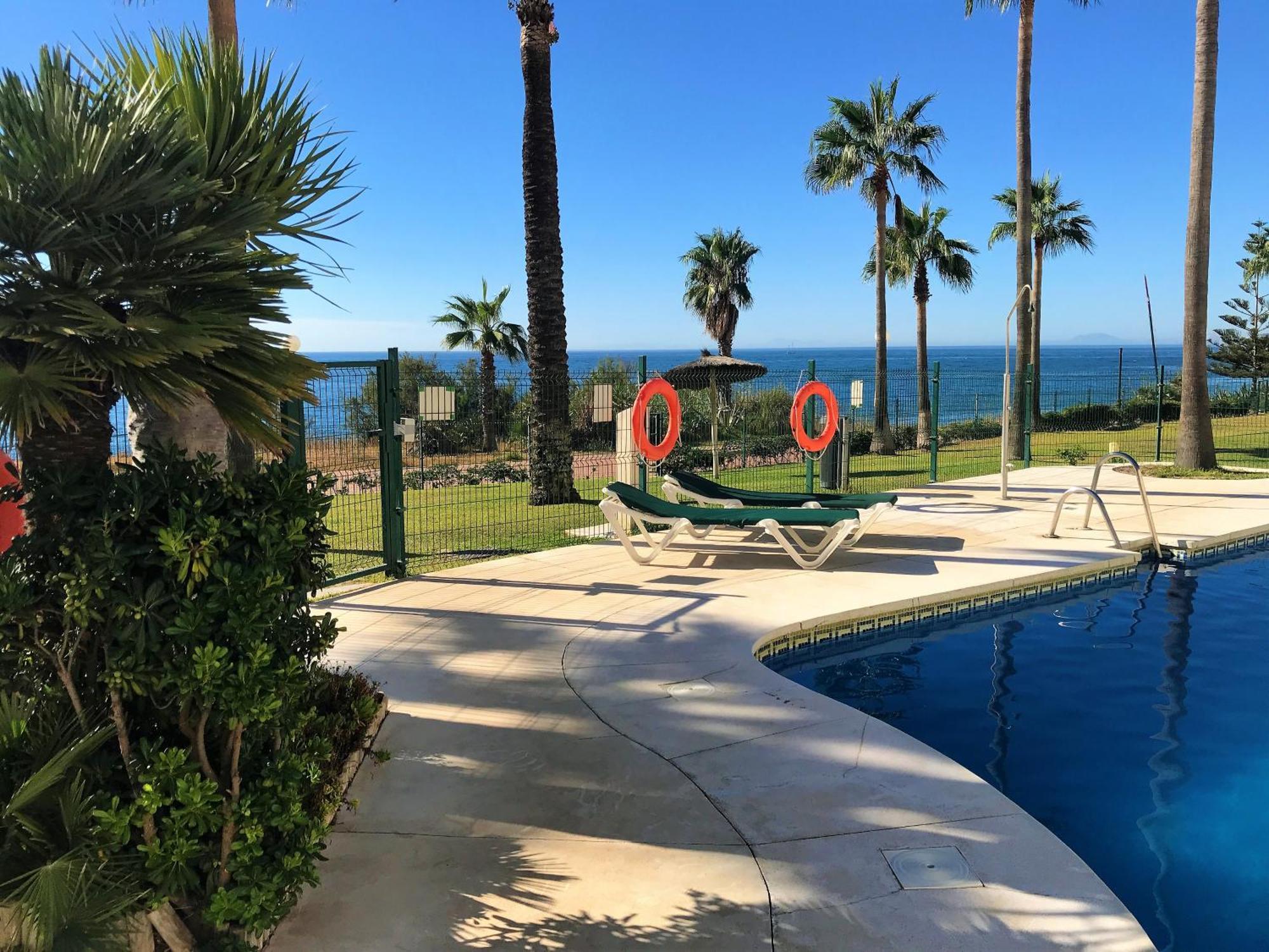 Bermuda Apartment