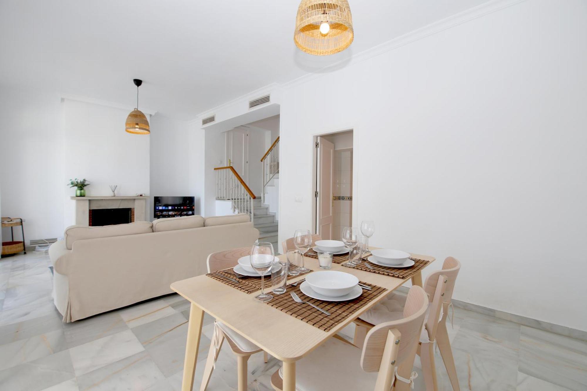 West Townhouse Cecilia