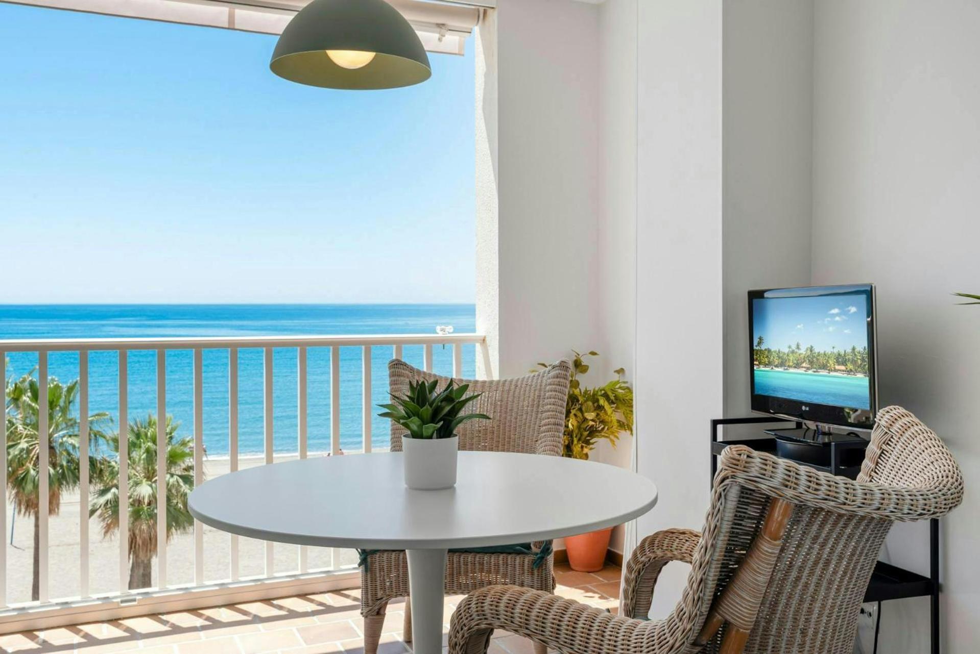 Appartement Bonito Piso En Primera Linea De Playa En