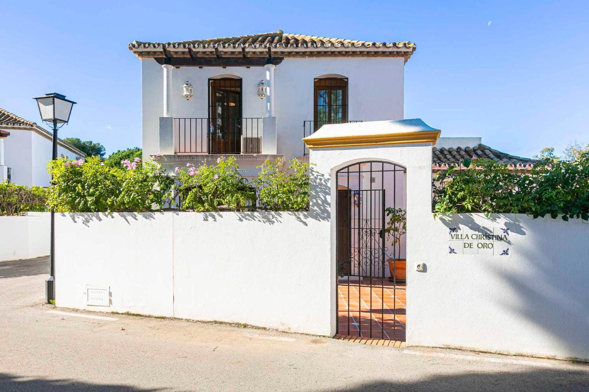 El Estilo Andaluz A Pie De Playa Apartment Estepona