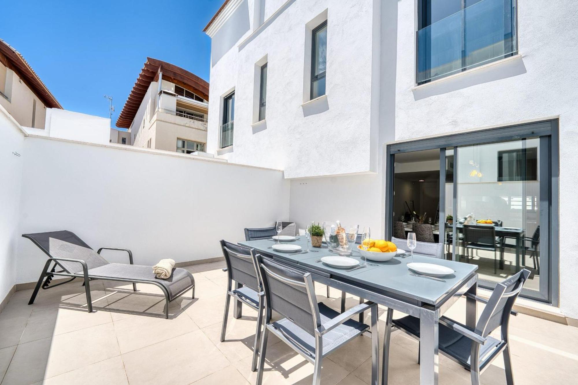 Holiday home 3023 Modern Townhouse In Cancelada