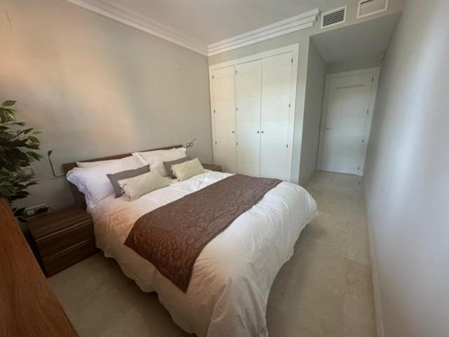 3 Bed In Gazules Del Sol *