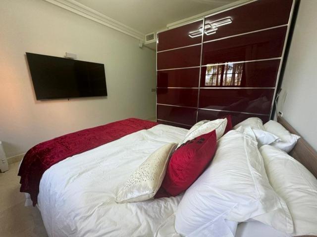 3 Bed In Gazules Del Sol Appartement Estepona