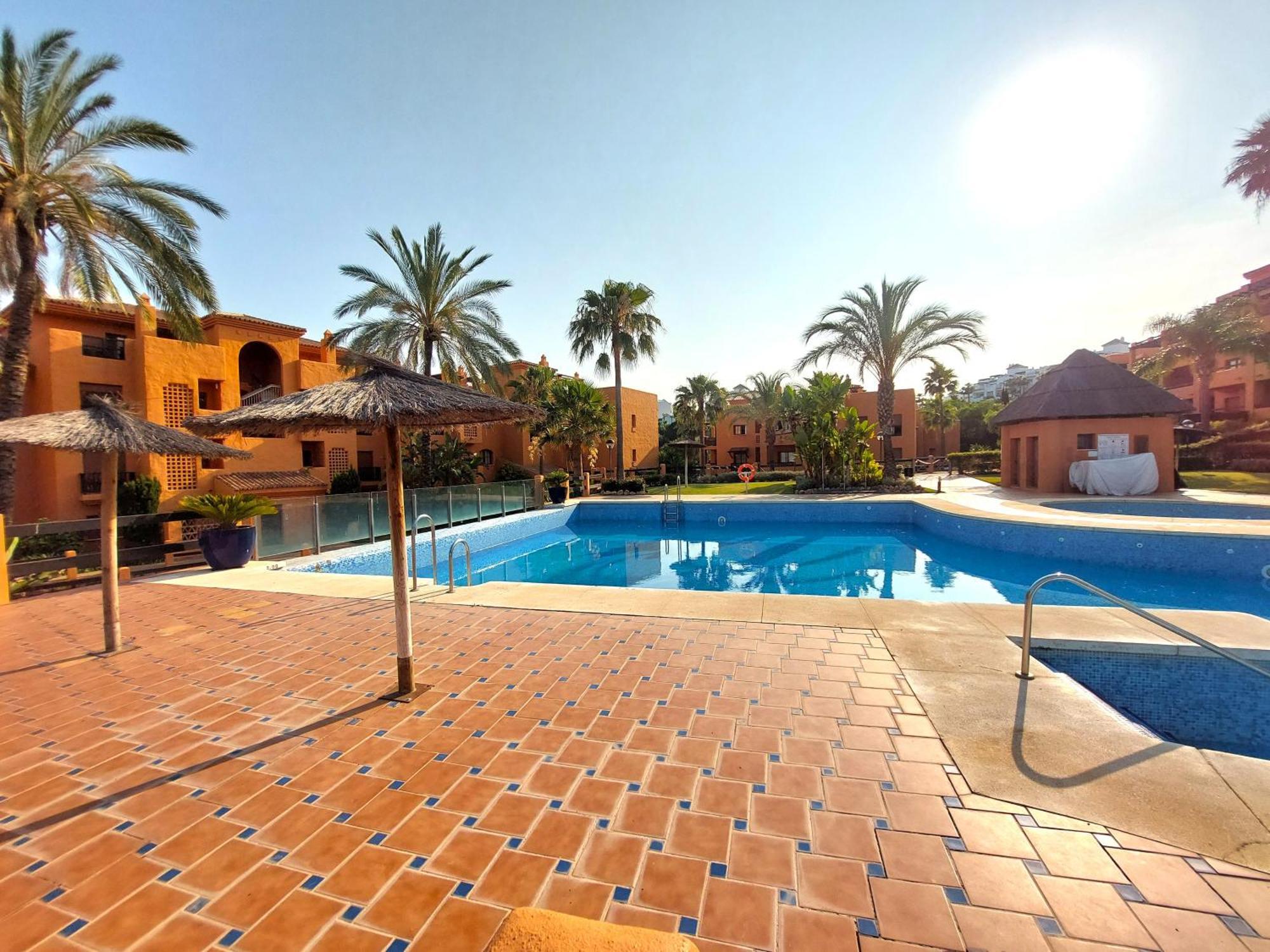 Appartement 3 Bed In Gazules Del Sol *