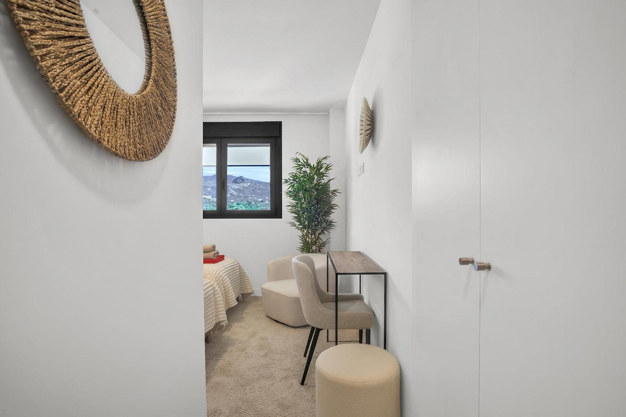 Oasis 325 *