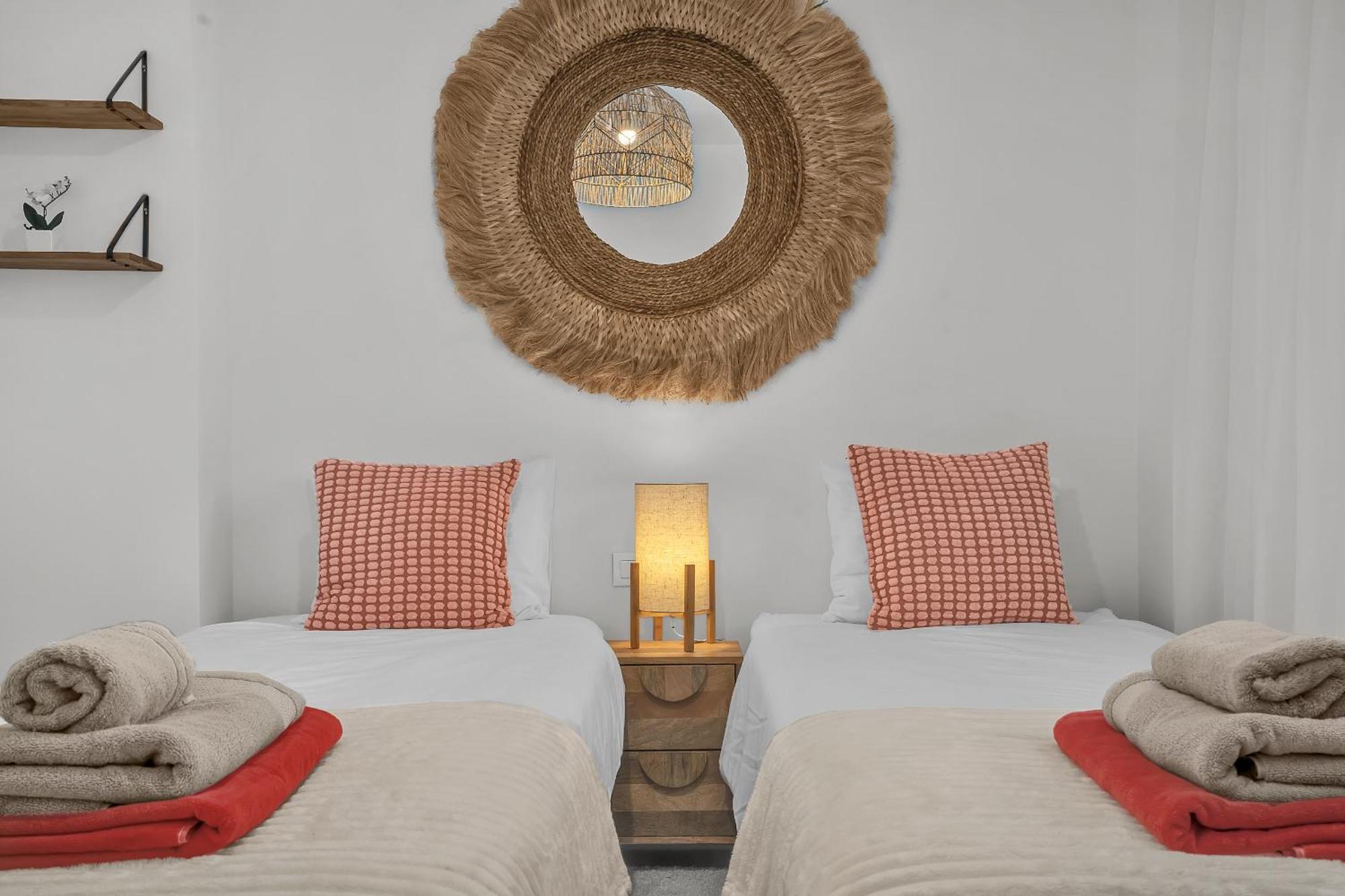 Oasis 325 Estepona
