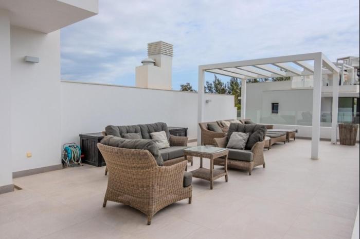 Cataleya Penthouse - Ideal For Golf Enthusiasts