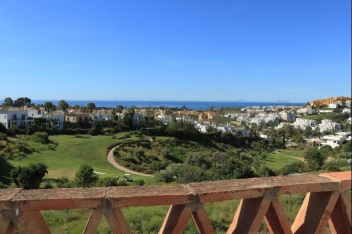 Modern 3 Bed With Sea Views Pool