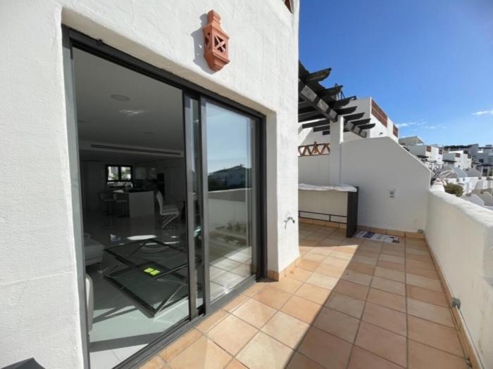 Modern 3 Bed With Sea Views Pool Estepona