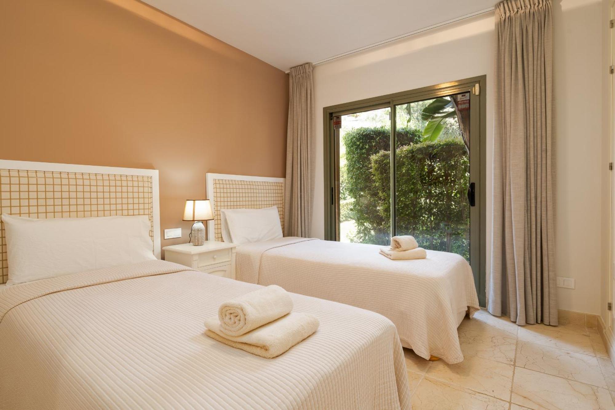 Benatalaya Golf Views *