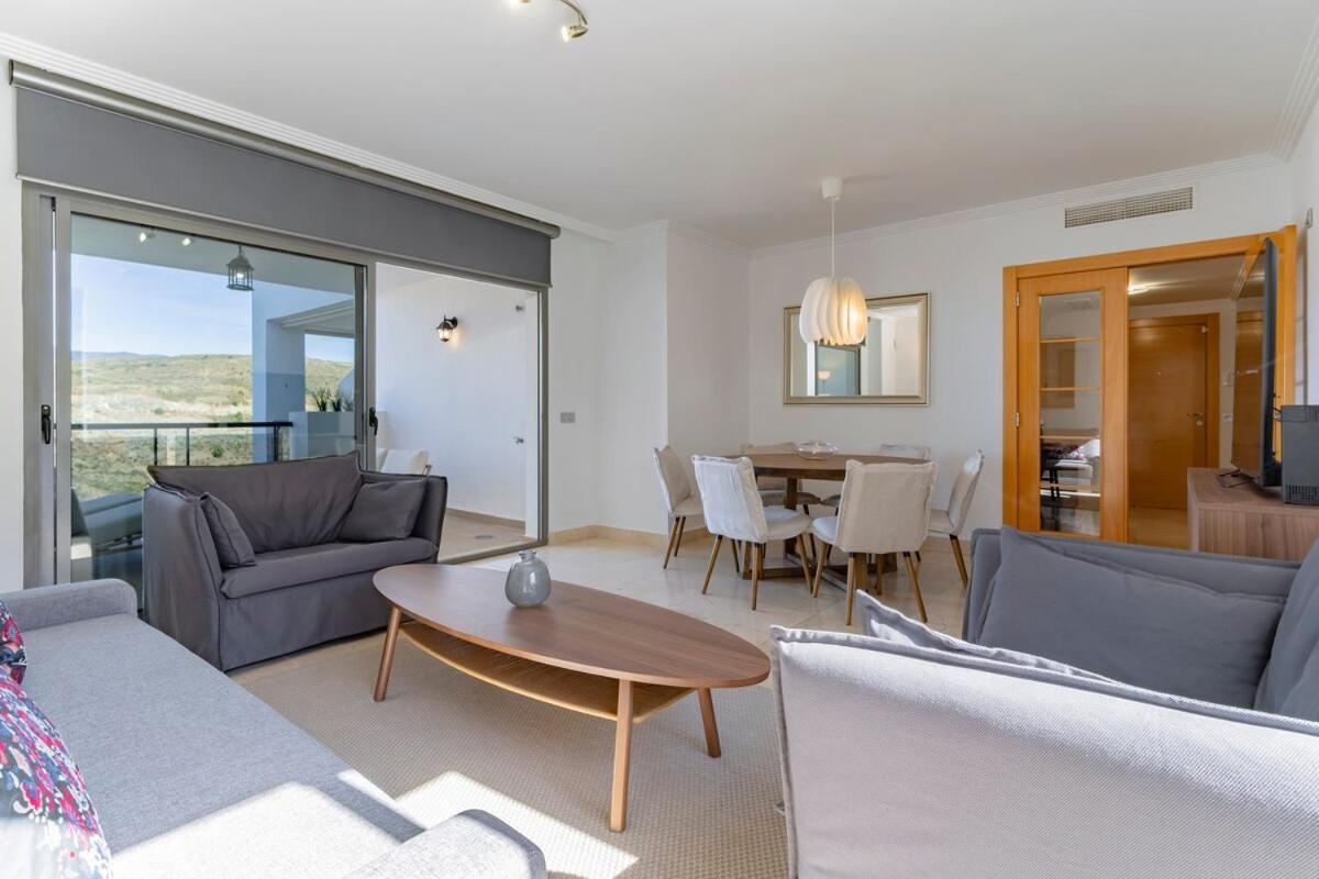 Casa Acosta - Stylish 2br, Pool & Paddle Tennis In Flamingos * Estepona