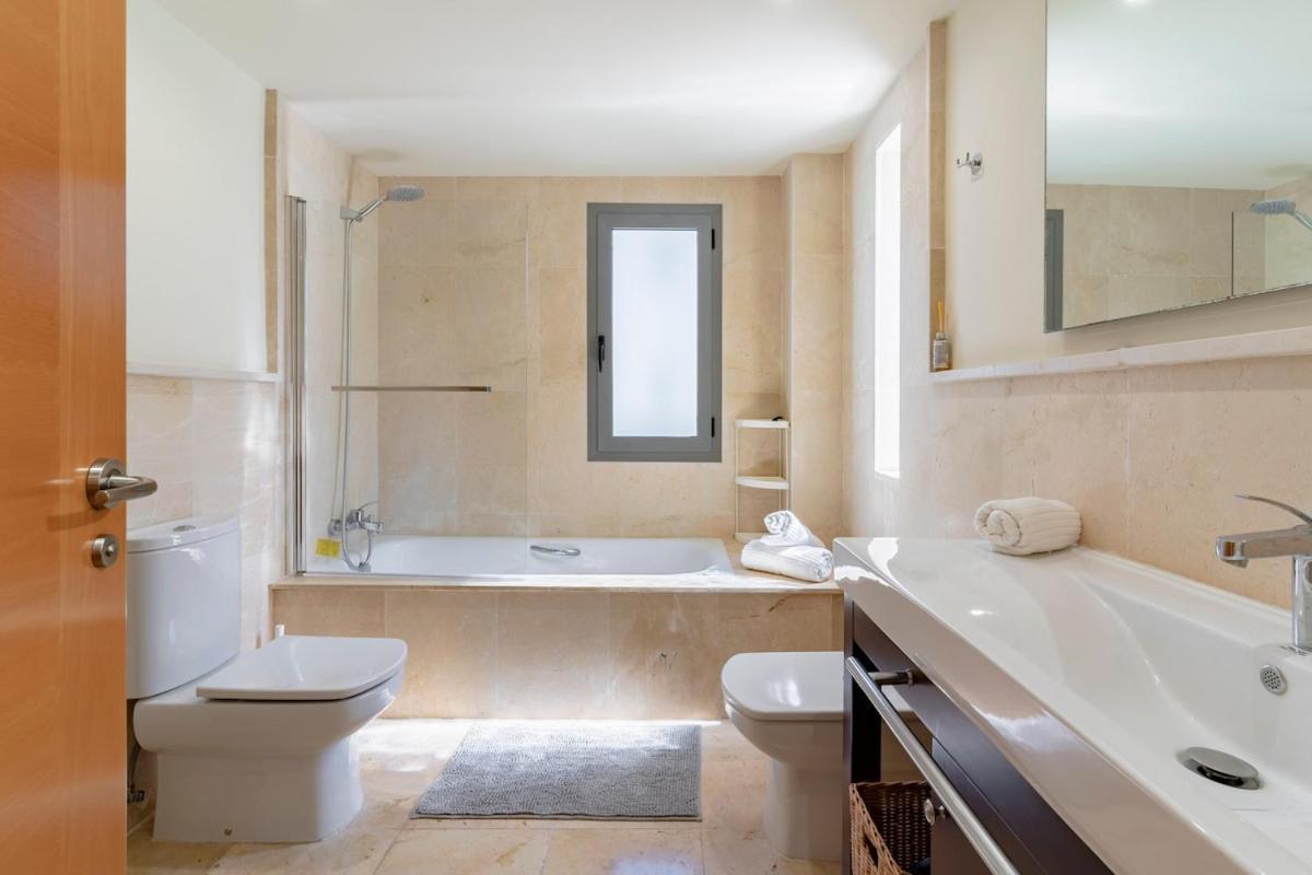 Casa Acosta - Stylish 2br, Pool & Paddle Tennis In Flamingos * Estepona