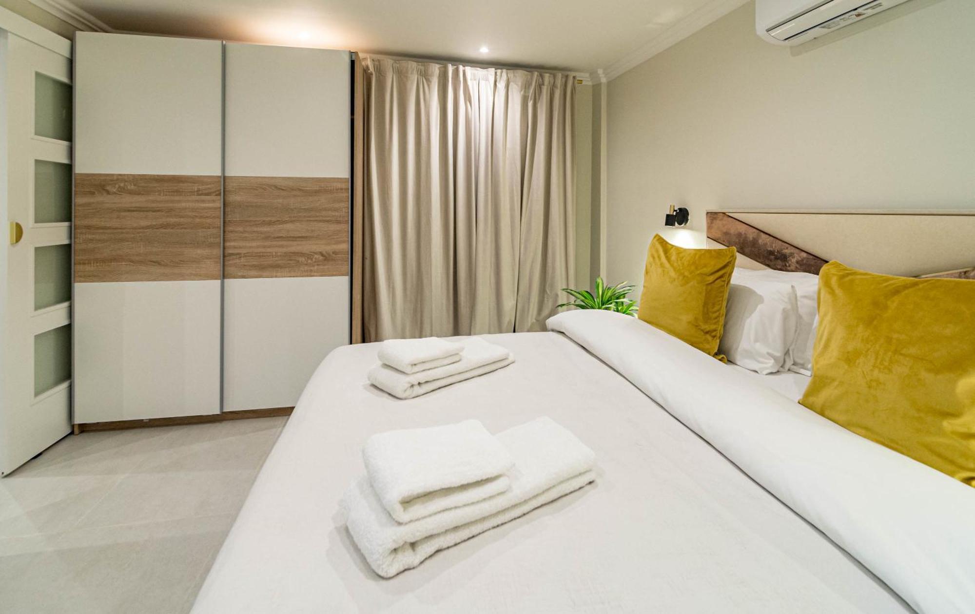 Terr69- Bright Gem In Charming Old Town