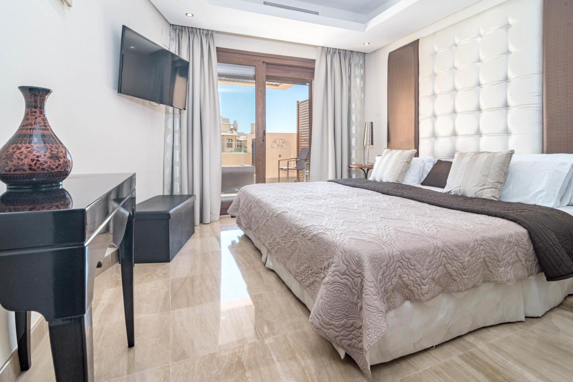 Appartement Bp7c.2a Beachfront Penthouse With Private Pool Estepona