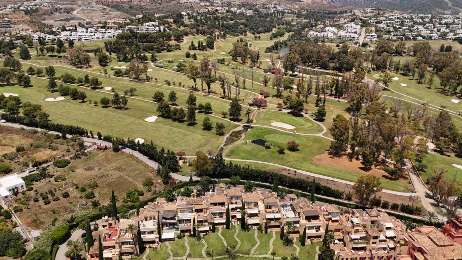 Cartuja Del Golf Duplex Penthouse Appartement *