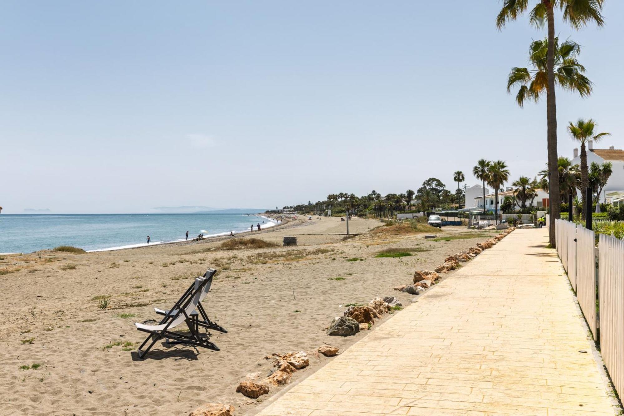 En Primera Linea De Playa,