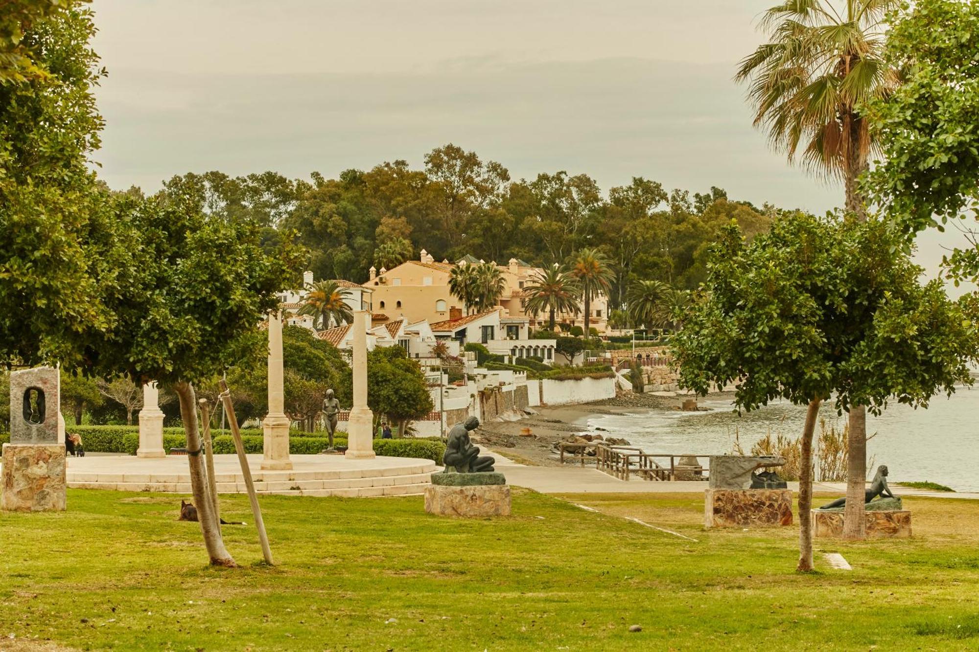 Coastal Gem Penthouse * Estepona