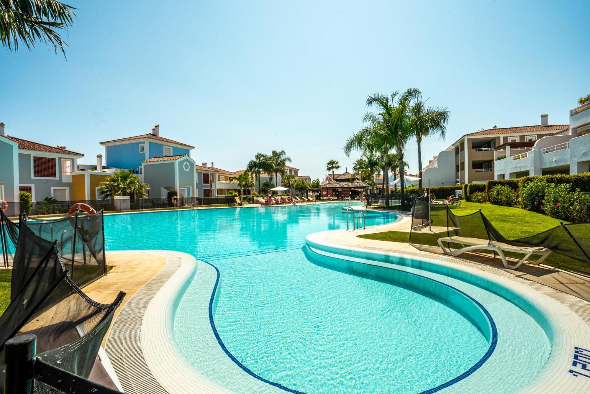 Apartamento Penthouse Pool View -cortijo Mar Estepona