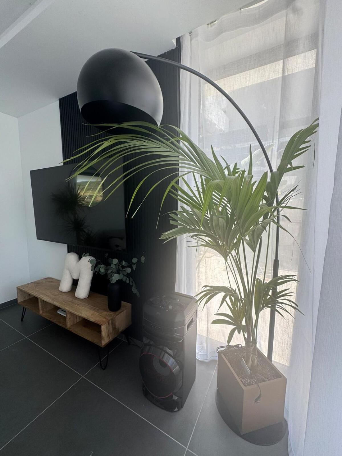 Casa M2 And Marbella Getaway-sleeps 10 Villa *