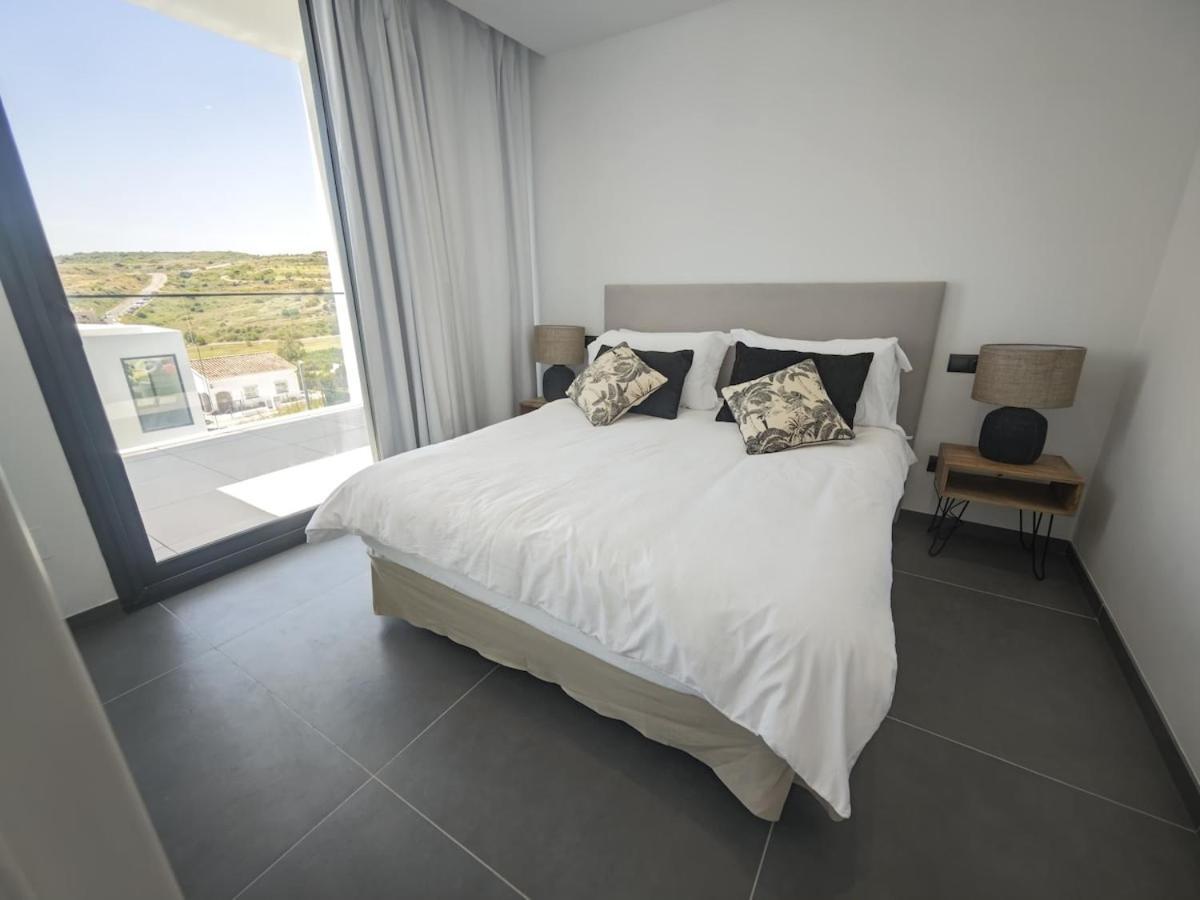 Casa M2 And Marbella Getaway-sleeps 10 *