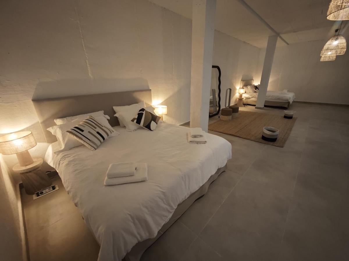 Casa M2 And Marbella Getaway-sleeps 10 Estepona