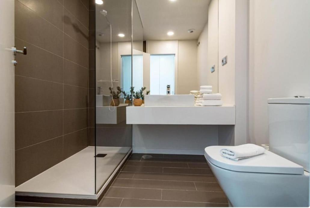 Deluxe In 3 Bedrooms Apartment *