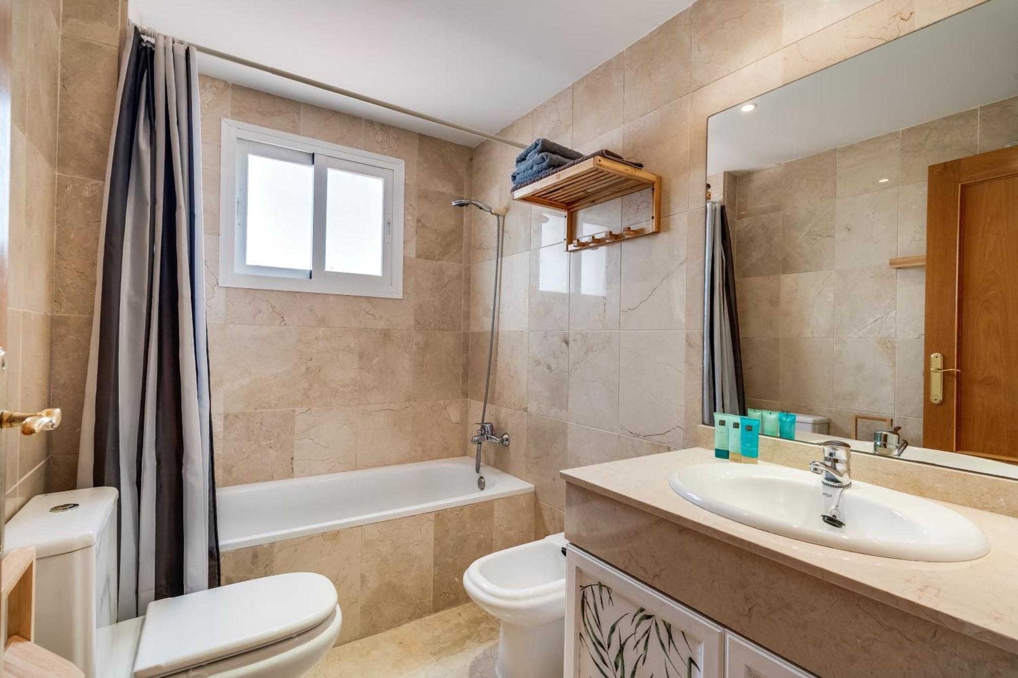 Apartment Spacious With Large Terraces Lunymar Golf, *