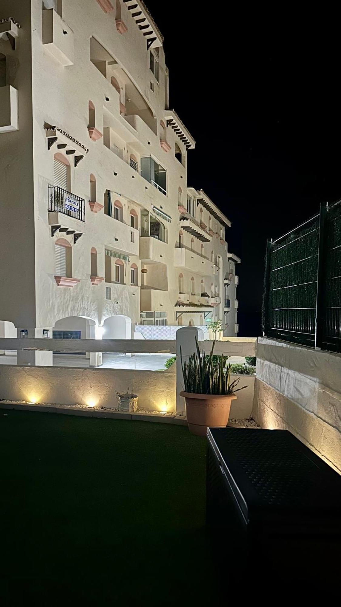 The Pearl Of Pinacho - Front & Swimming Pool Appartement Estepona