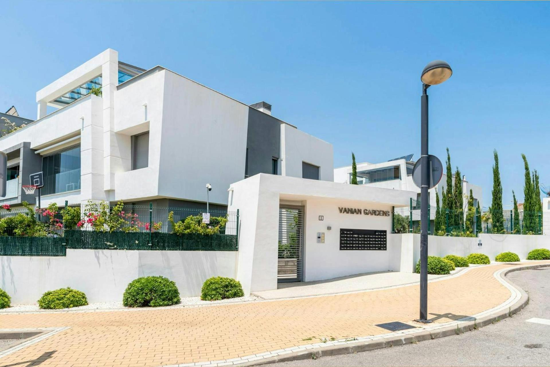 Apartment Lujo Confort Y Piscina En La Costa Del Sol Estepona