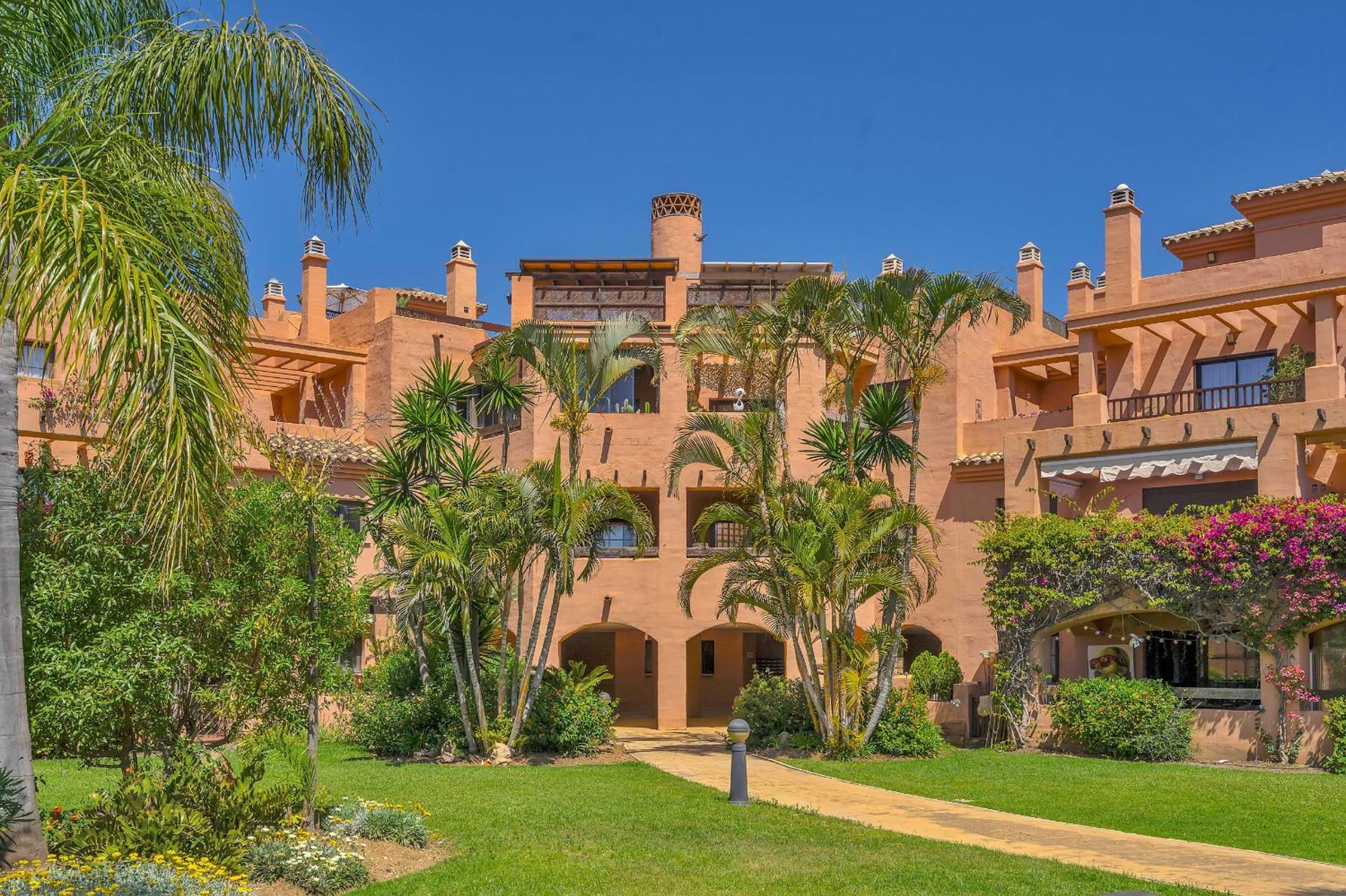 Hacienda Del Sol Penthouse Apartamento Estepona