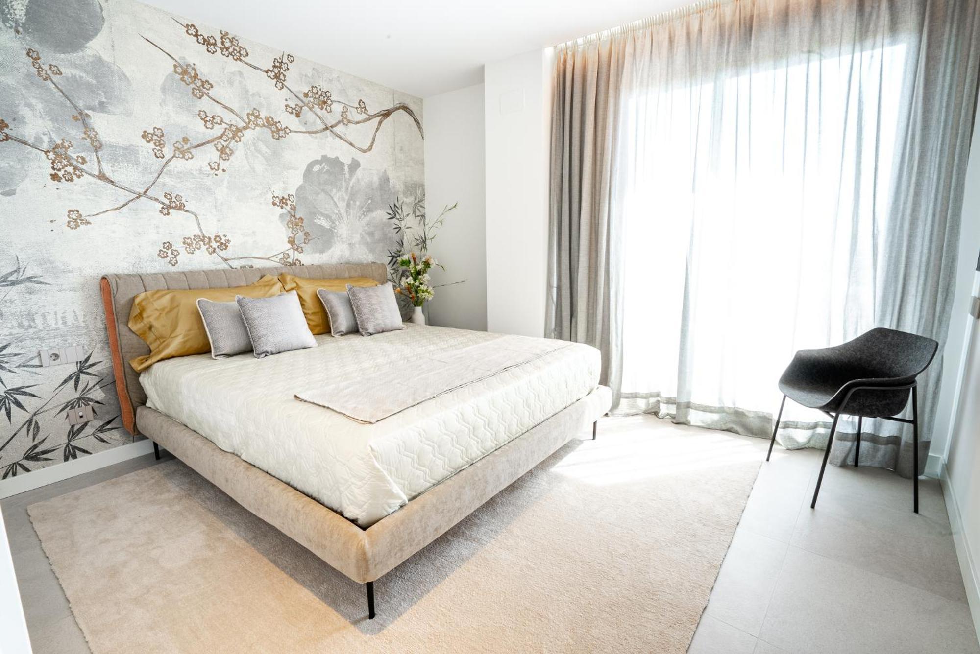 Mediterranean Vanian Views Penthouse *