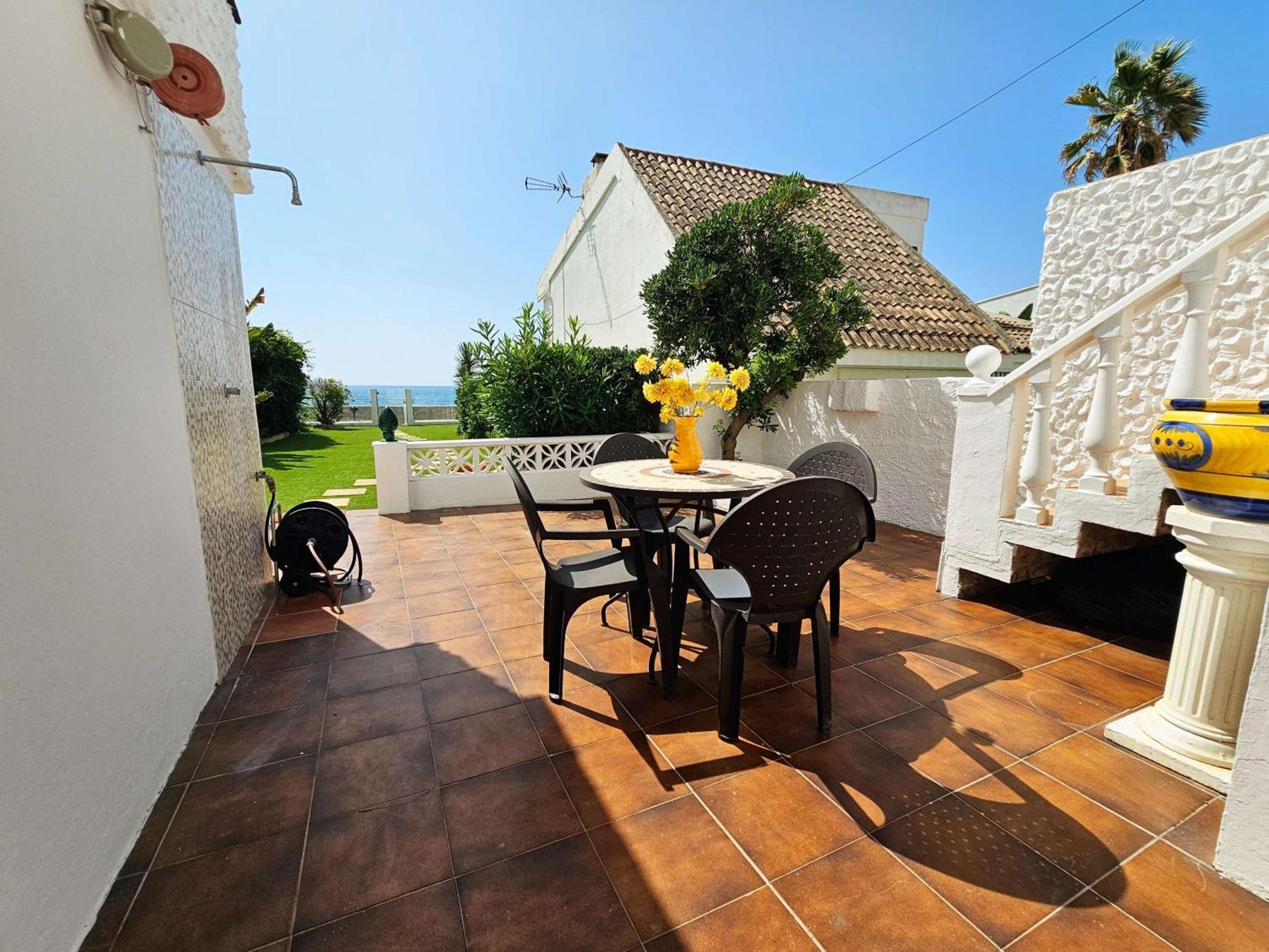 Golden Bay House By Lica Chalet Estepona