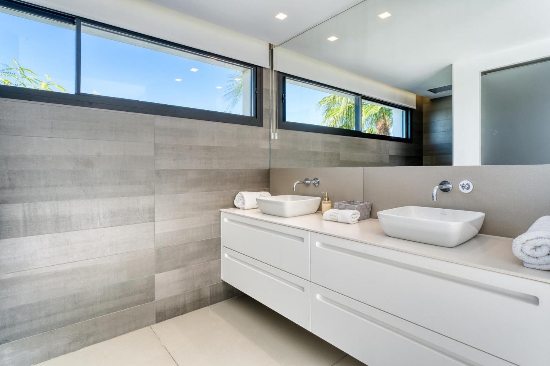 Modern Luxury In Flamingos * Estepona