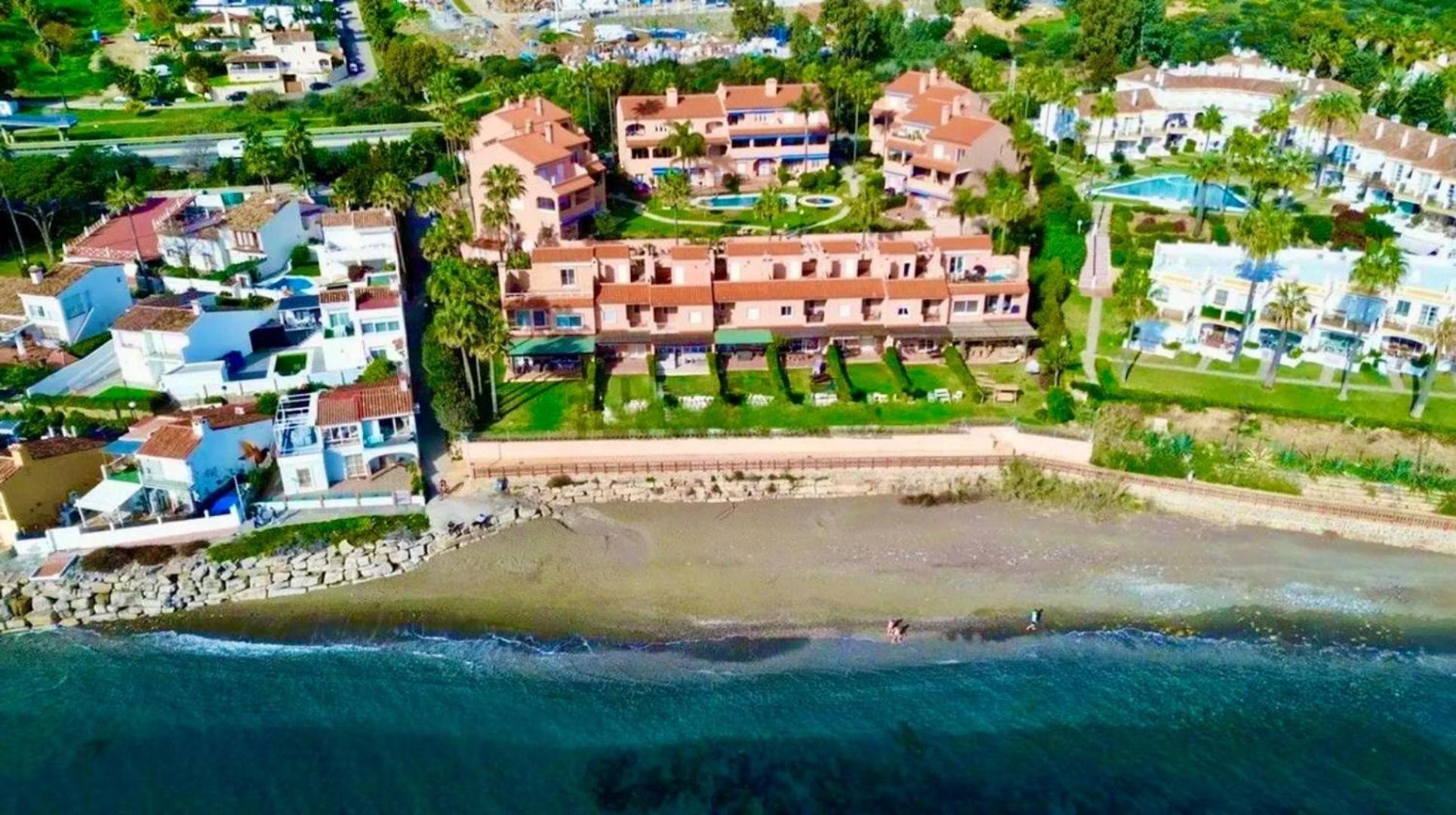 Appartement Coastal Retreat-sleeps 8 Sea View Pool & Parking