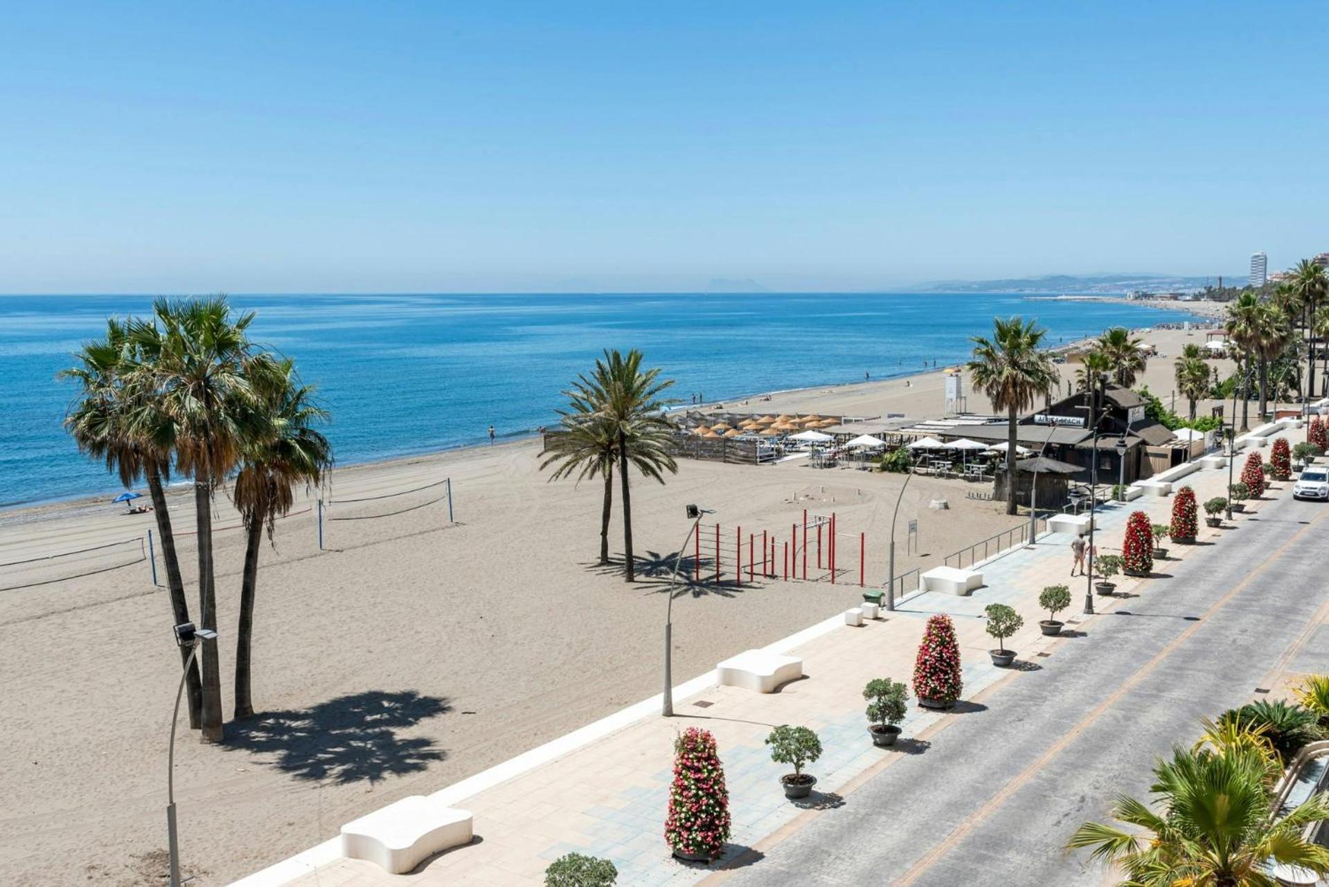 Bonito Piso En Primera Linea De Playa En *