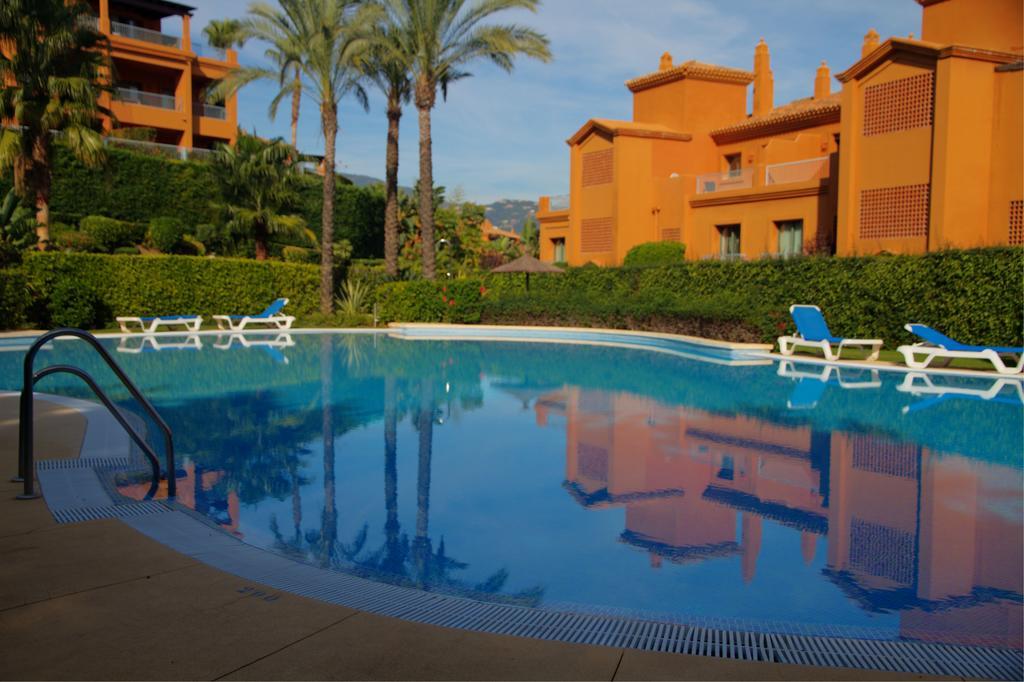 Luxury In Benatalaya Estepona