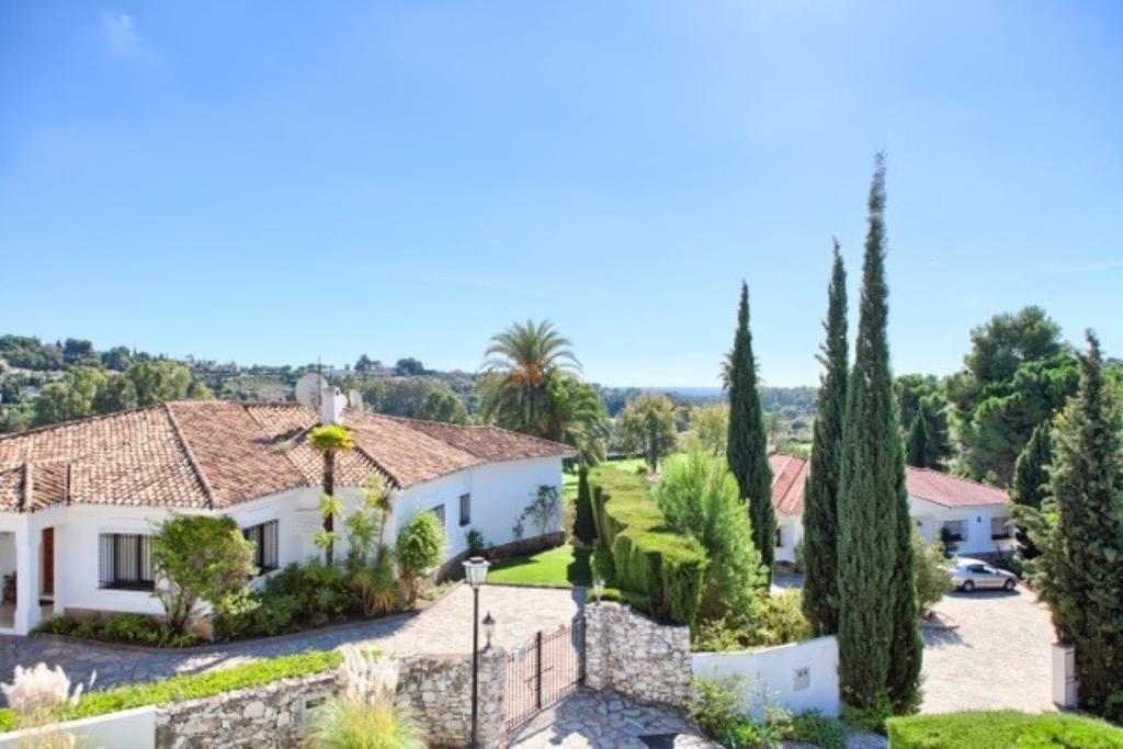 Pueblo Cortes Del Golf Apartment Estepona